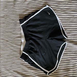 ✰ black nike shorts ✰